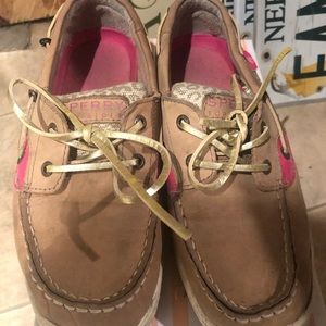 Girls youth sperrys